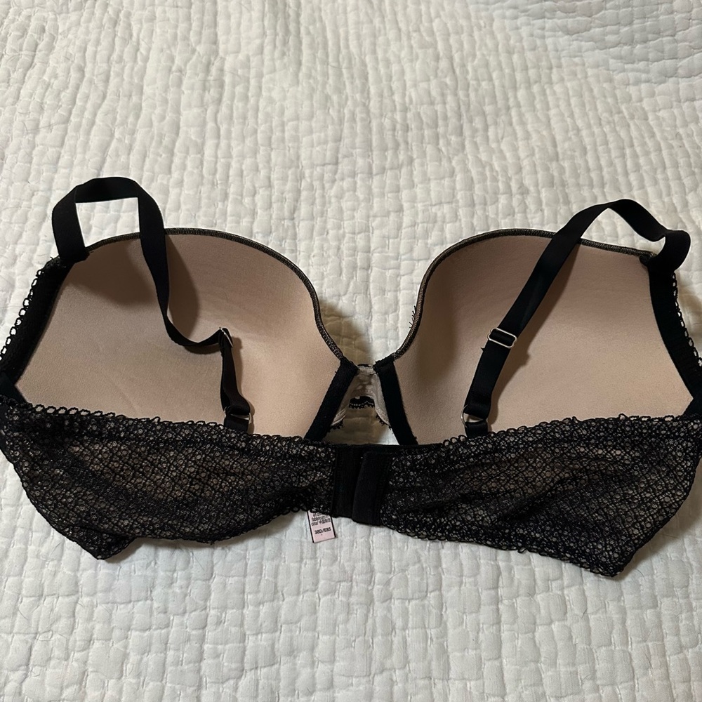 Victoria secret bra, push up, size38d - Picture 2 of 3